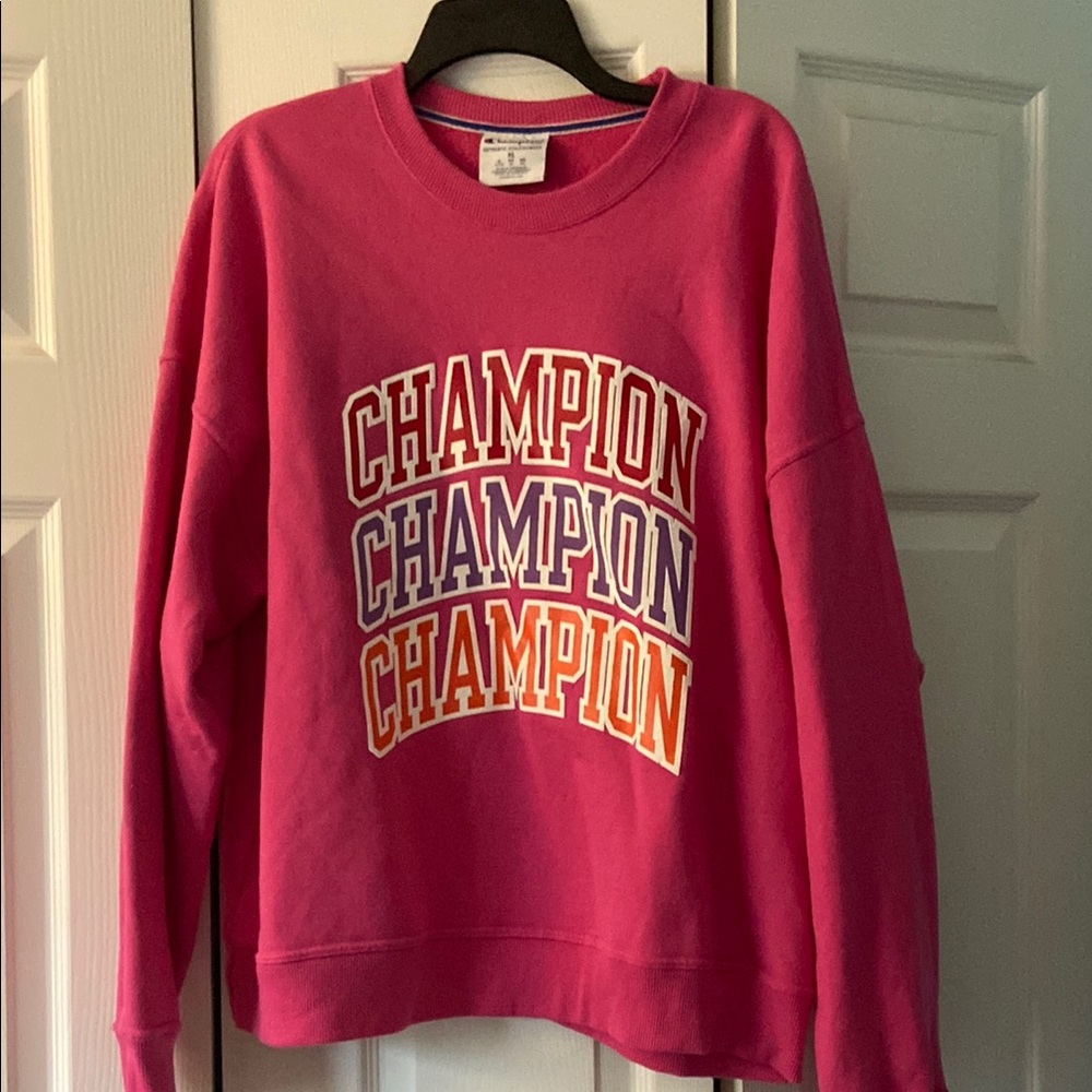 Champion Fuchsia Sweatshirt with Multicolor Logo